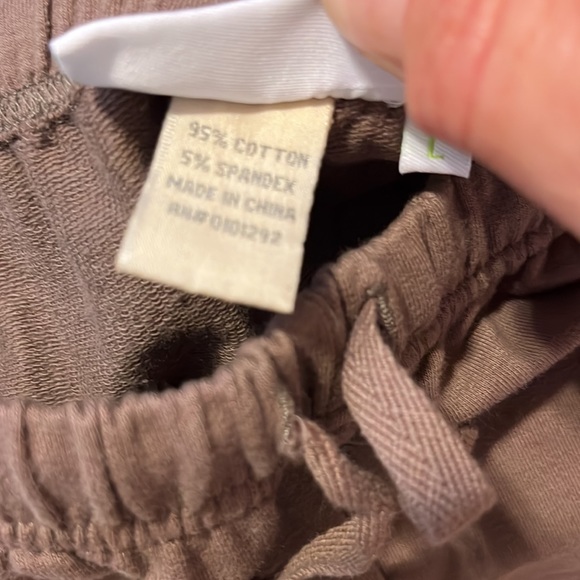 Lulu-B crop pants - Picture 5 of 5